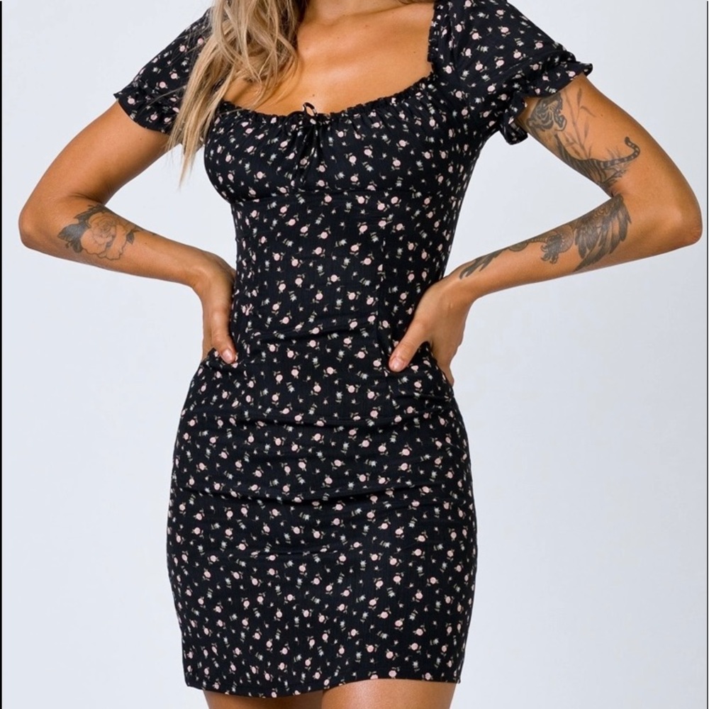 PRINCESS POLLY CARLITA DRESS SZ 6 BLACK FLORAL